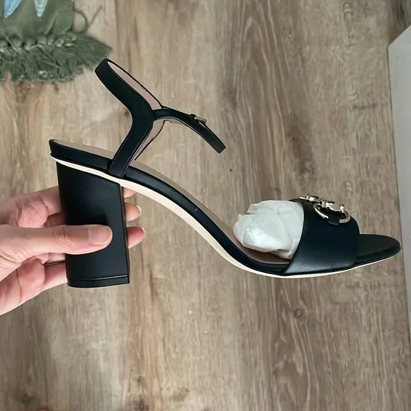 Black Gucci Miro Horsebit Heels Size 38 - Picture 9 of 13